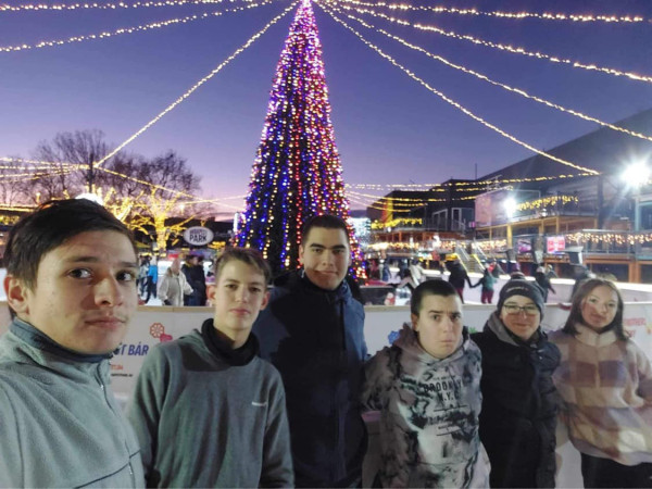 Ministráns korcsolyázás