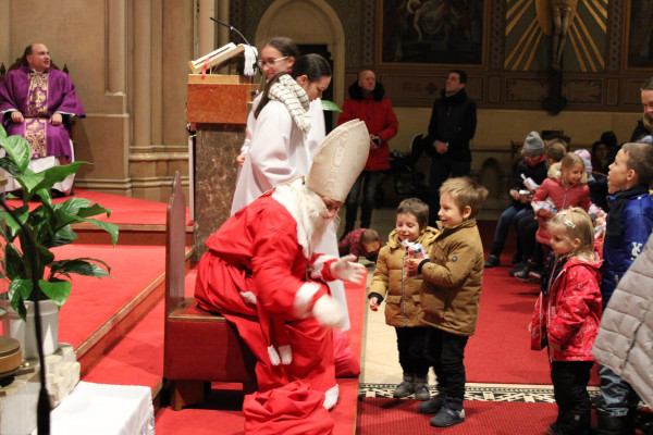 Szent Miklós püspök látogatása a templomunkban