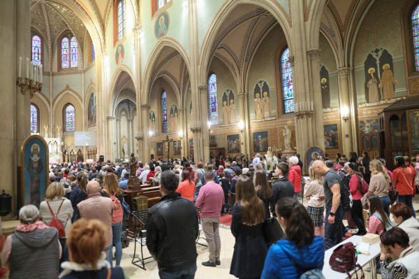 Dicsőítő és gyógyító est Marcin Zielinskivel