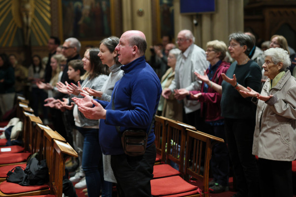 Dicsőítő és gyógyító est Marcin Zielinskivel