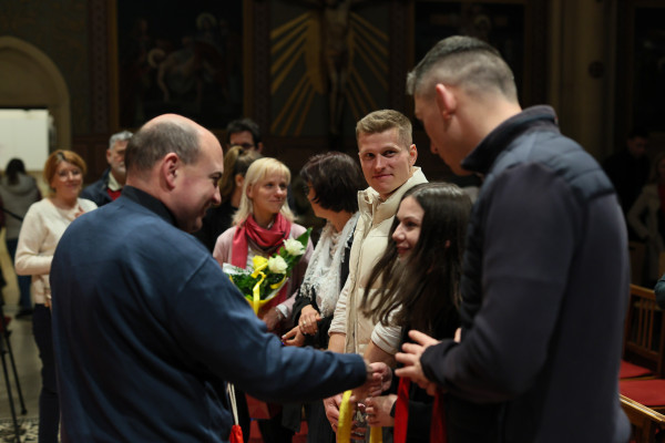 Dicsőítő és gyógyító est Marcin Zielinskivel