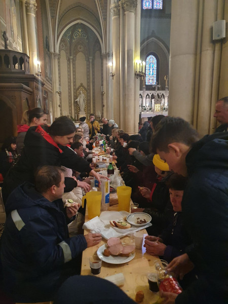 Megérkeztek az első Ukrán menekültek - 2022.02.27.